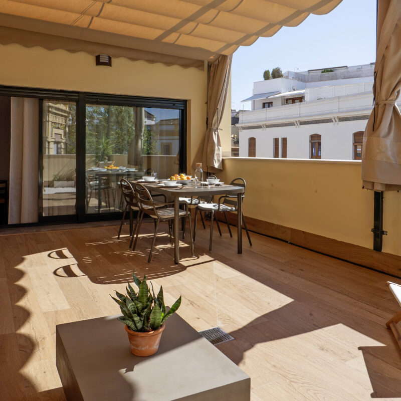 Terraza del apartamento. Imagen 2.