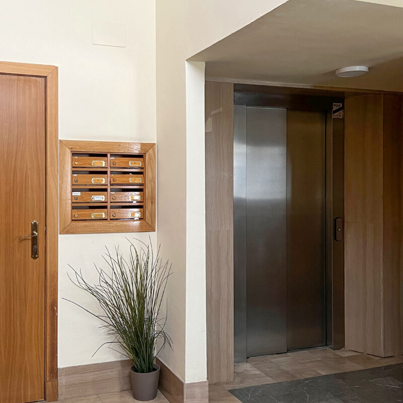 Portal del apartamento. Imagen 1.